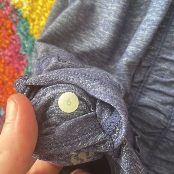 EUC SIZE 6 LULULEMON ATHLETICA RUN FREE TANK TOP - Picture 5 of 5